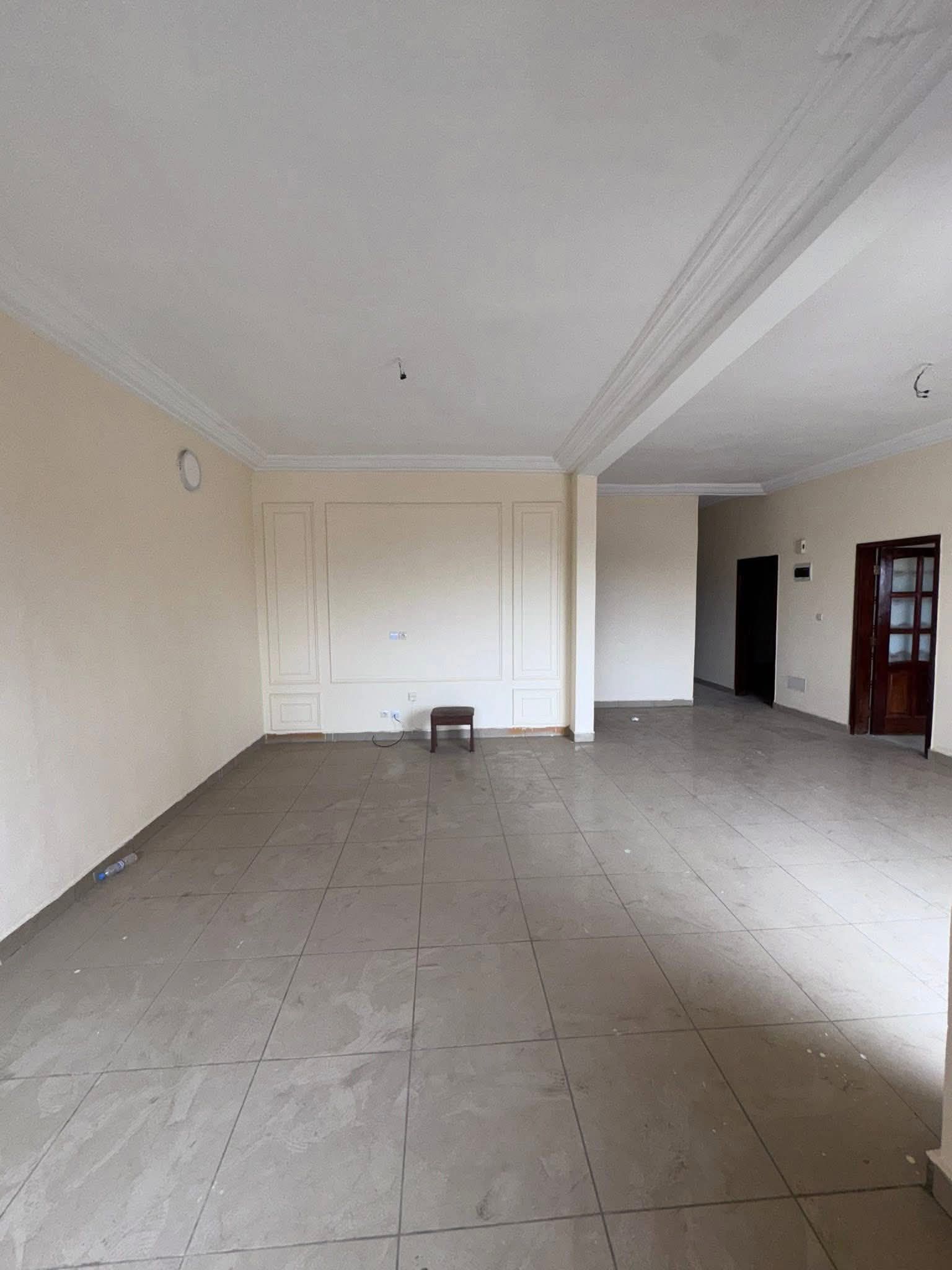 APPARTEMENT 3 PIÈCES À LOUER