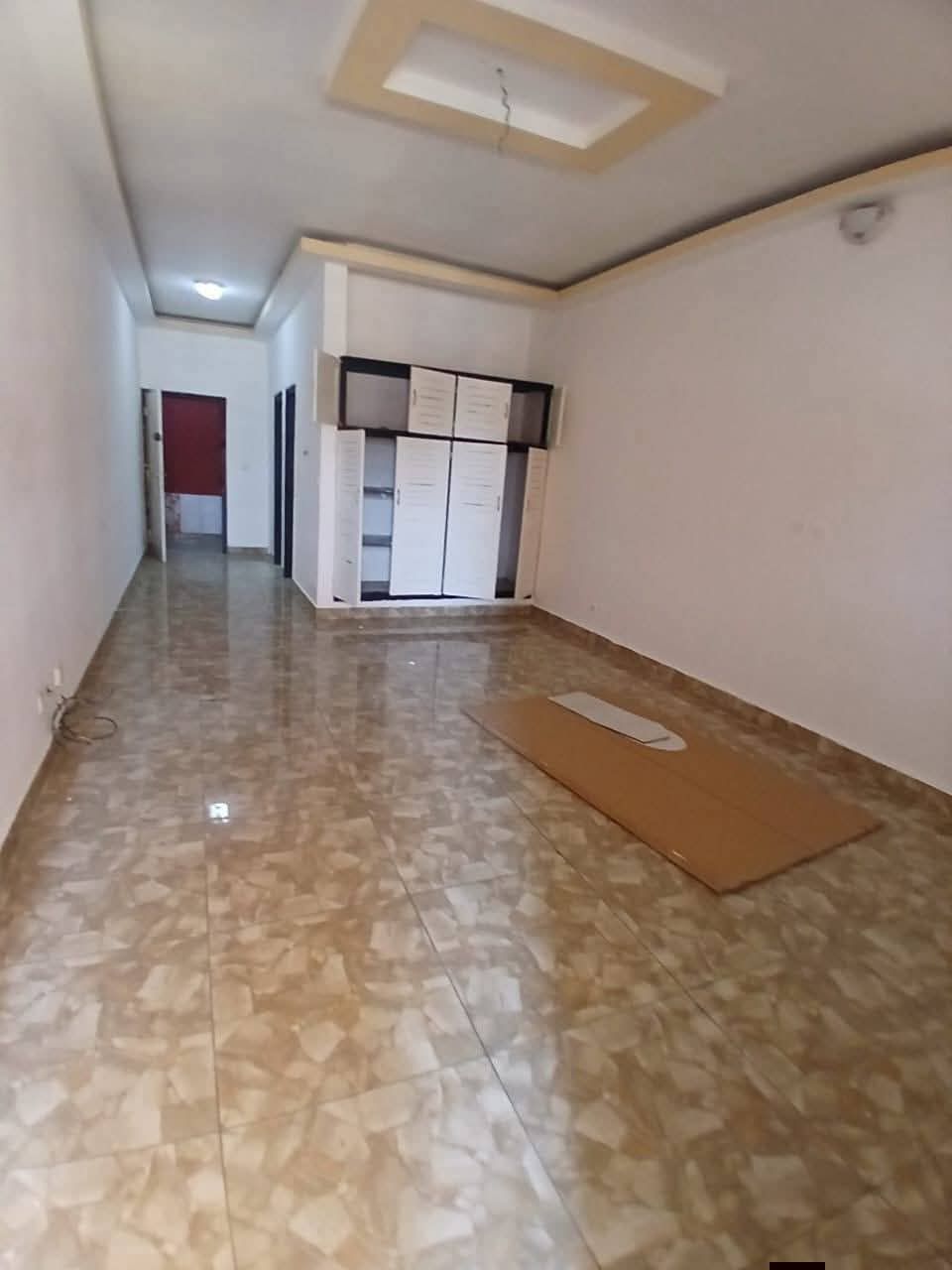 Grand studio au 1er étage