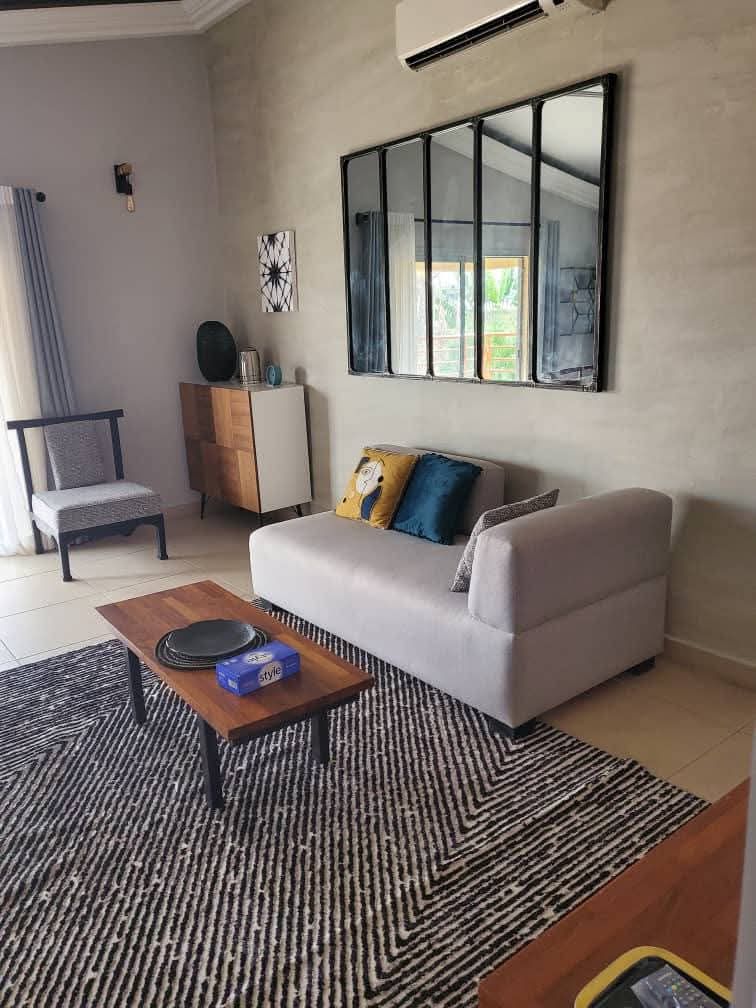 Chic appartement 3 pièces meublé