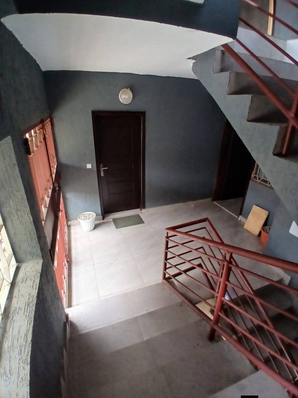 Appartement 2 pièces au 1er étage