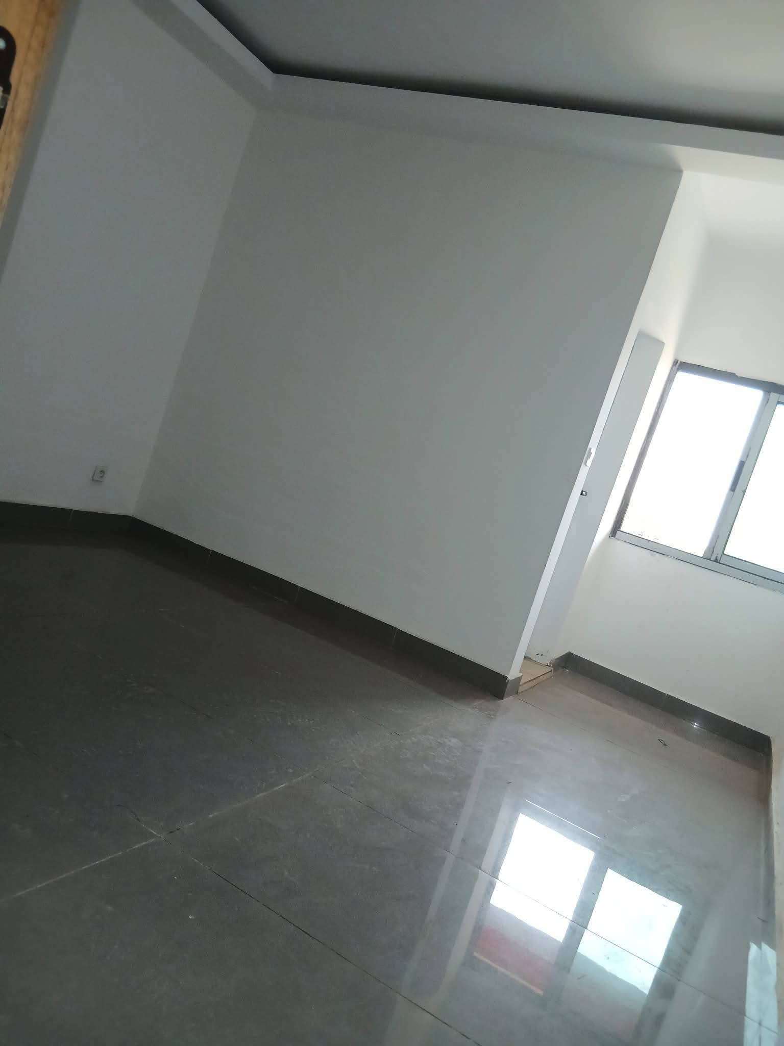 Grand studio nouvelle construction