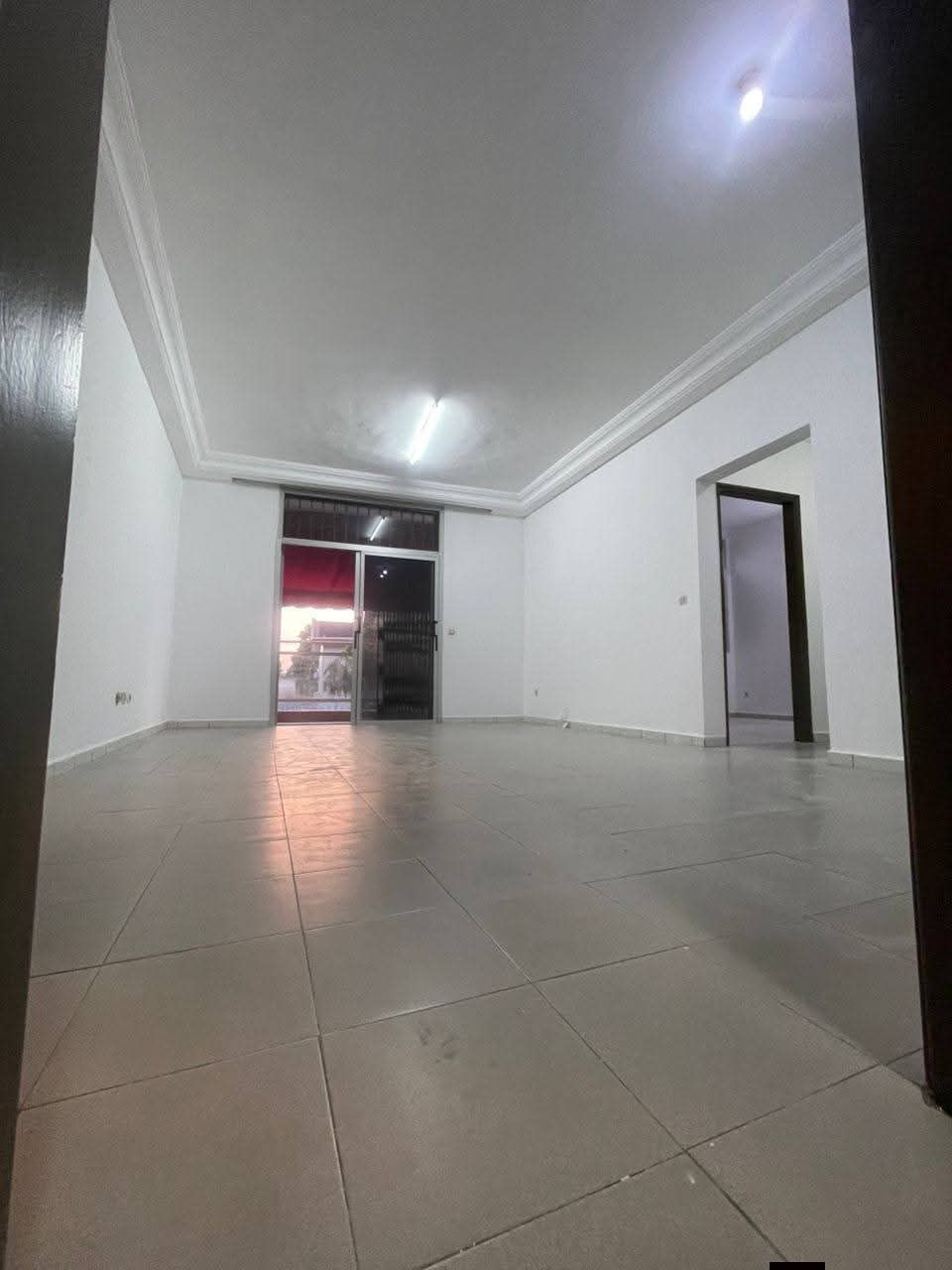 Grand appartement 3 pièces au 1er étage