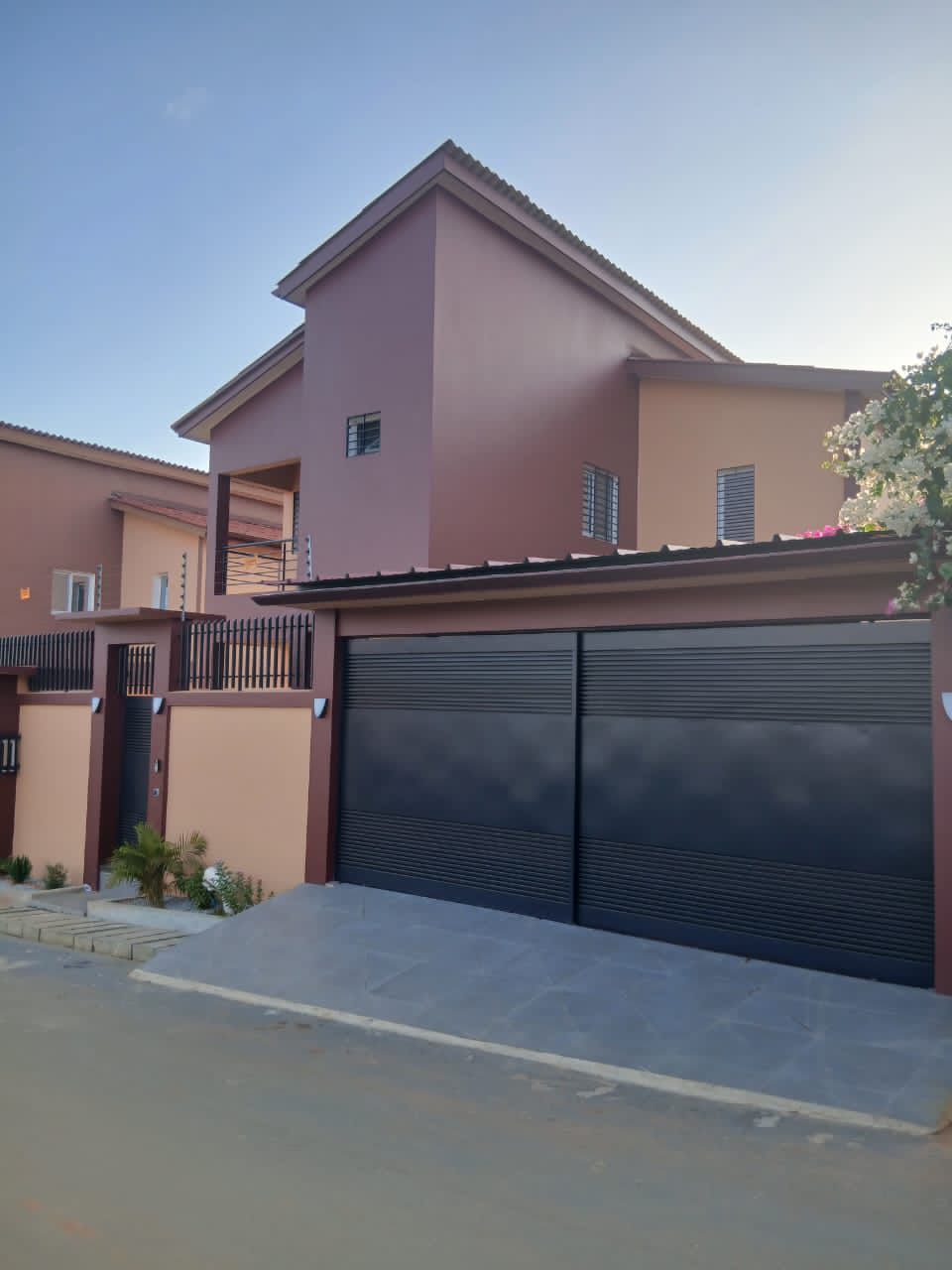 VILLA DUPLEX 5 PIÈCES EN LOCATION