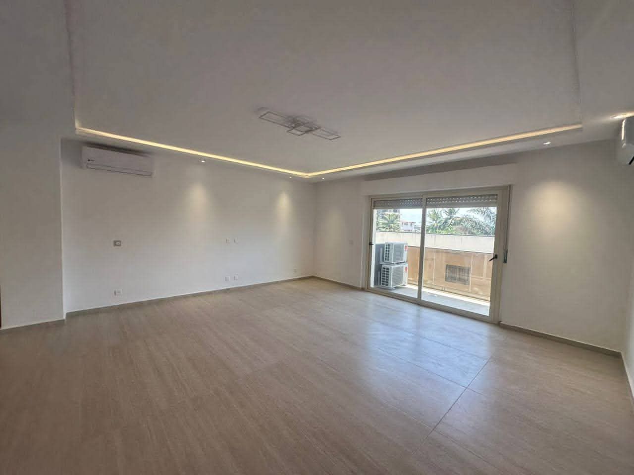 APPARTEMENT 3 PIÈCES EN LOCATION