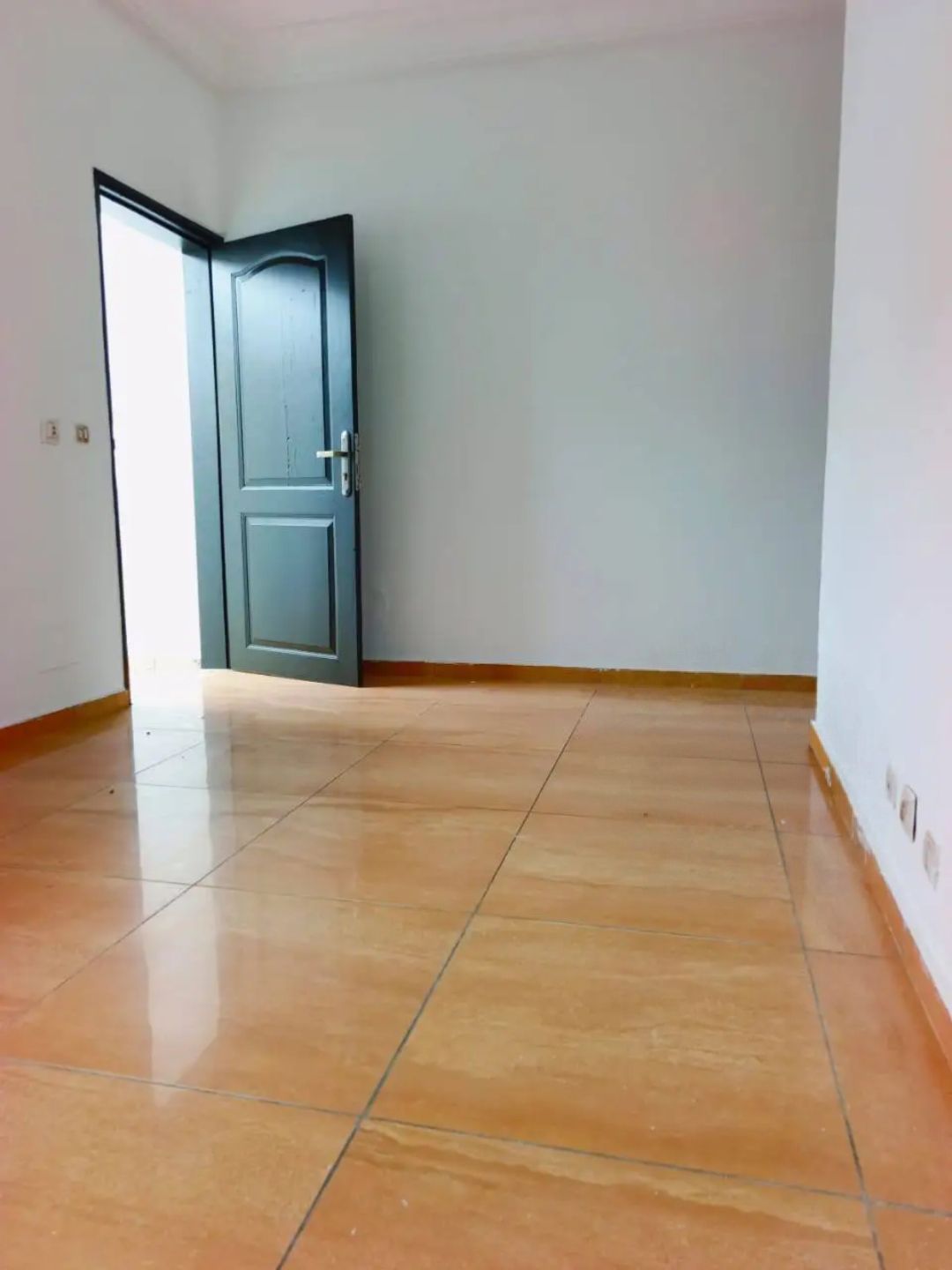 APPARTEMENT 2 PIÈCES À LOUER