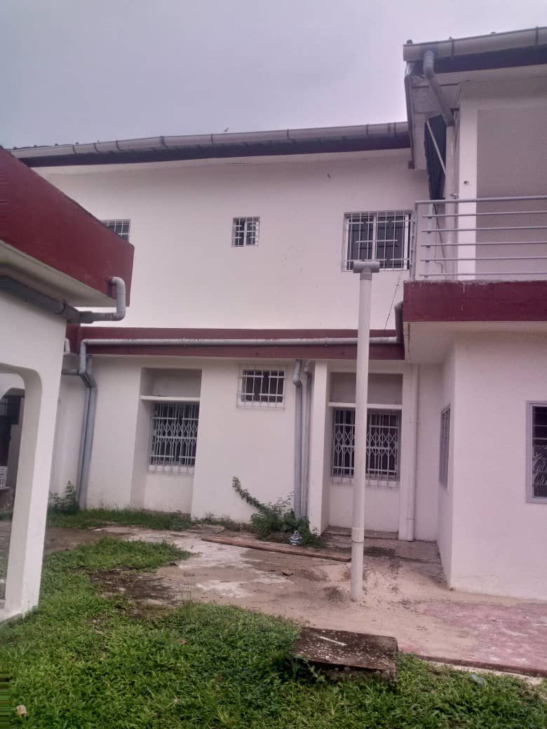 LOCATION VILLA DUPLEX 10 PIÈCES