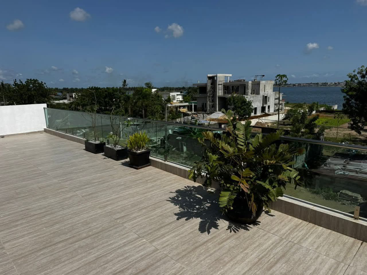 A LOUER VILLA DUPLEX 6 PIÈCES
