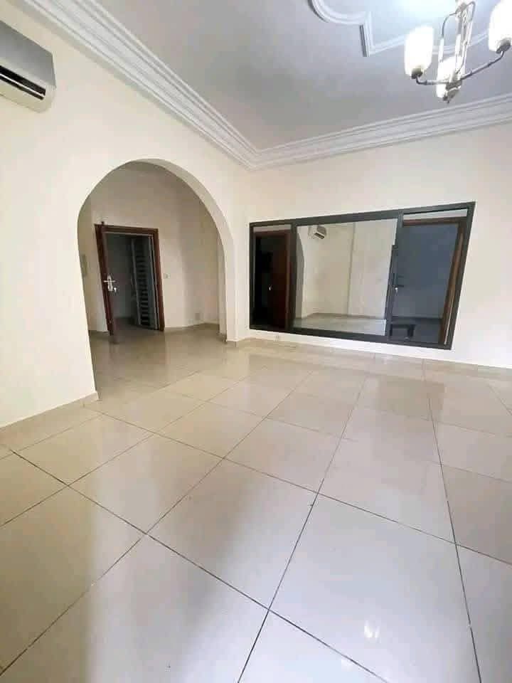 APPARTEMENT 3 PIÈCES À LOUER