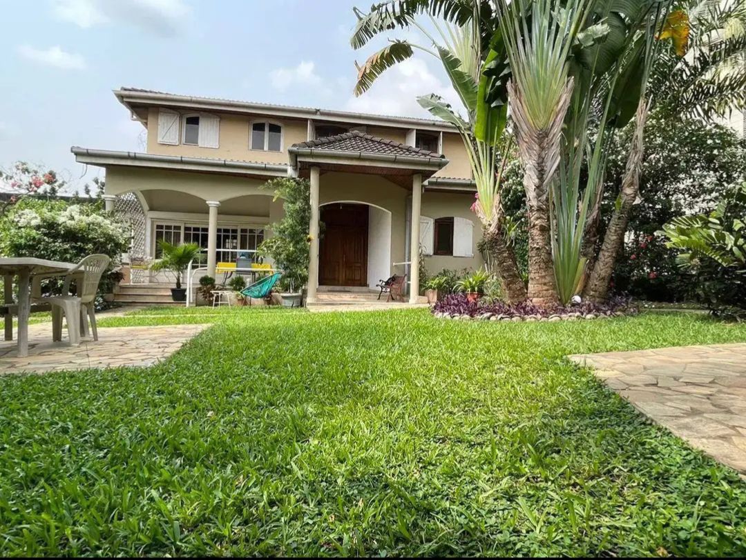 LOCATION VILLA DUPLEX 7 PIÈCES