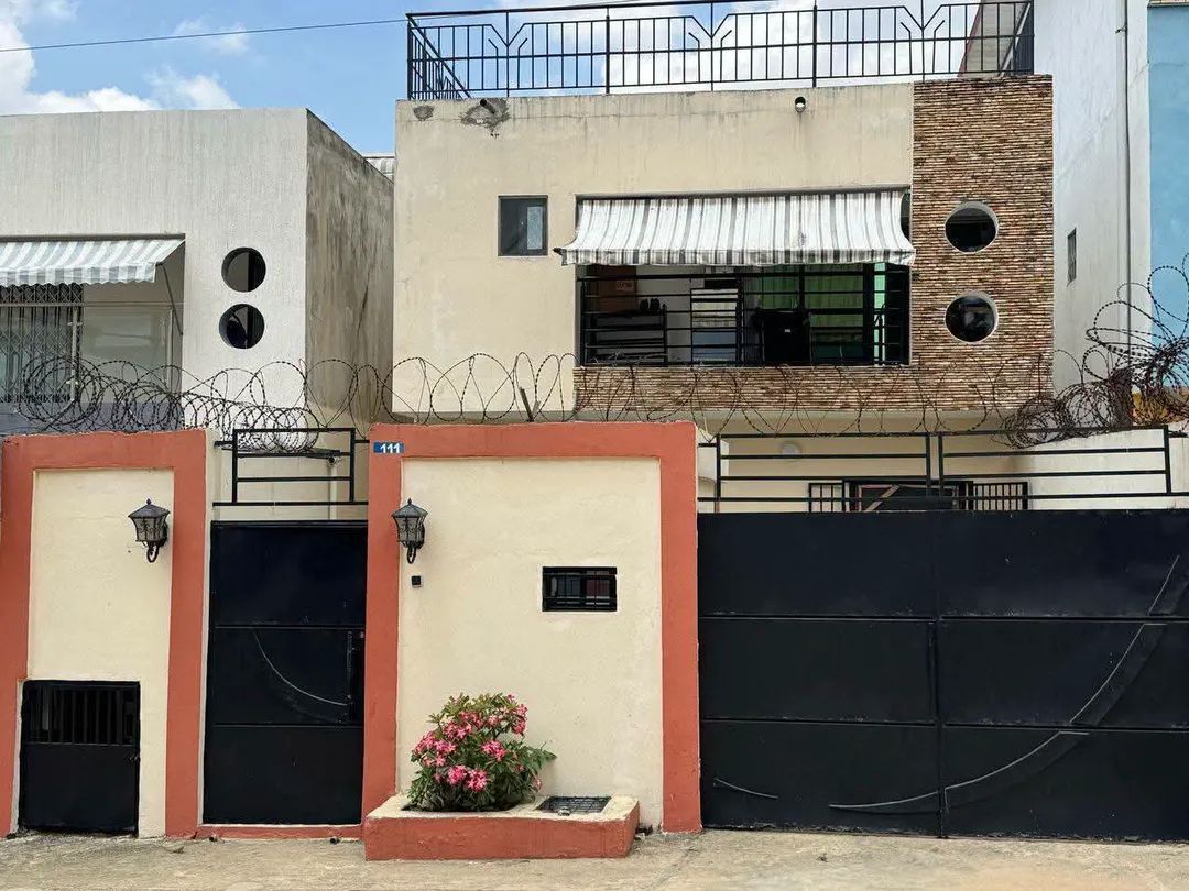 Villa duplex 4 pièces de 250m2 avec ACD
