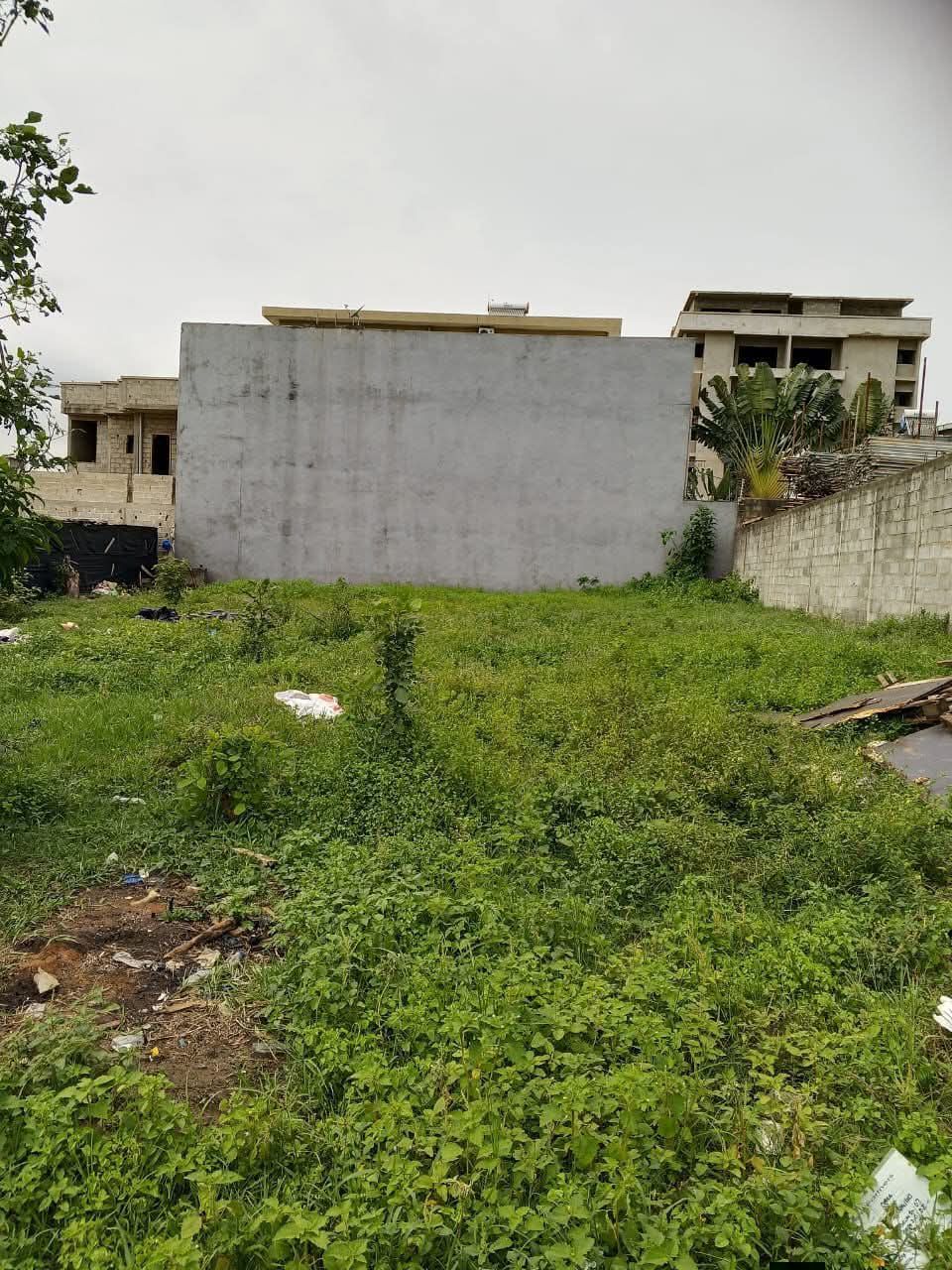 Terrain 600m2 avec ACD