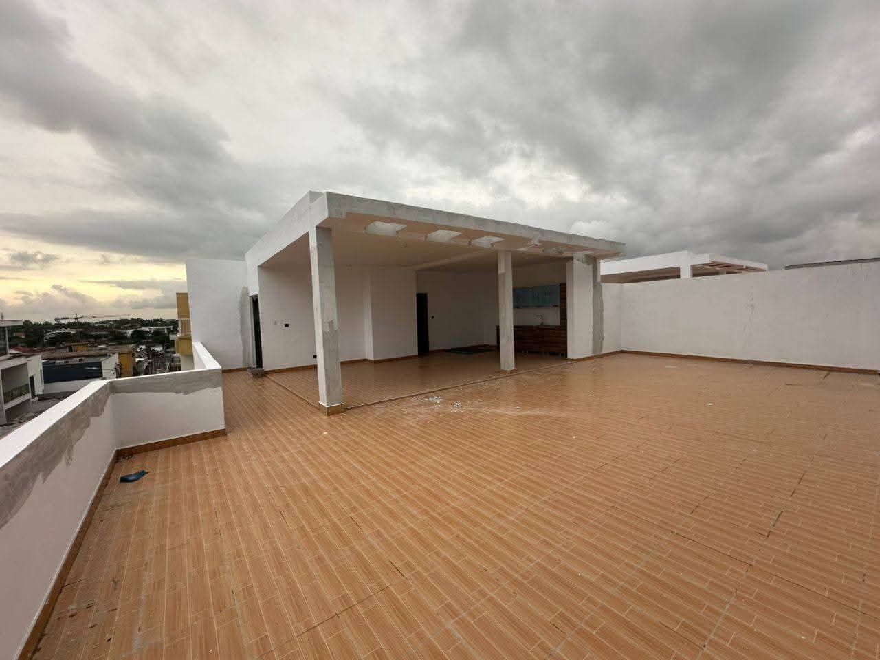 VILLA TRIPLEX 6 PIÈCES EN VENTE