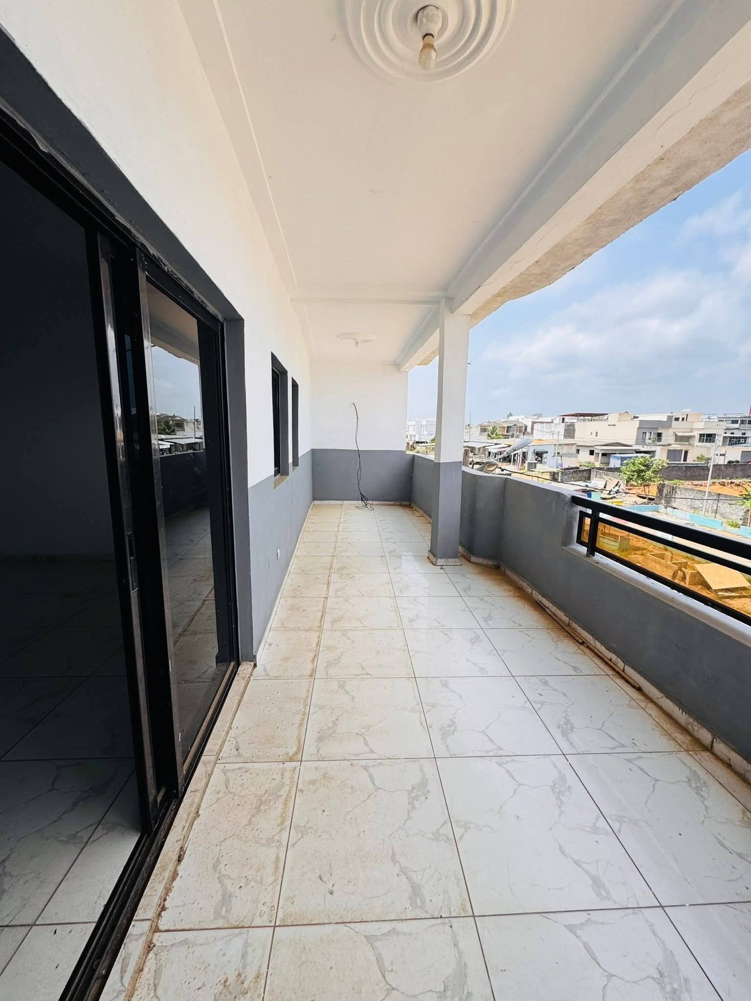 Appartement 4 pièces au 2ème étage
