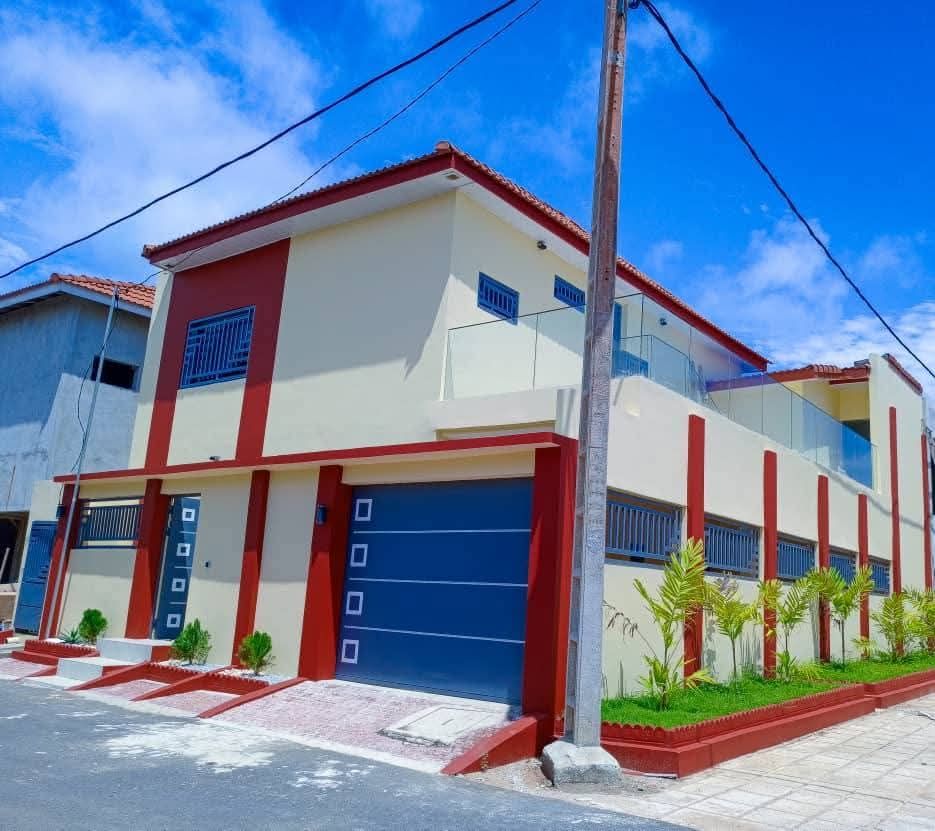 Belle villa duplex en vente