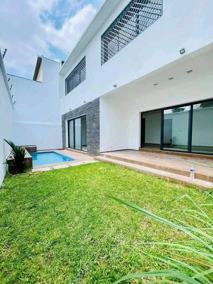 VILLA DUPLEX 4 PIÈCES EN LOCATION