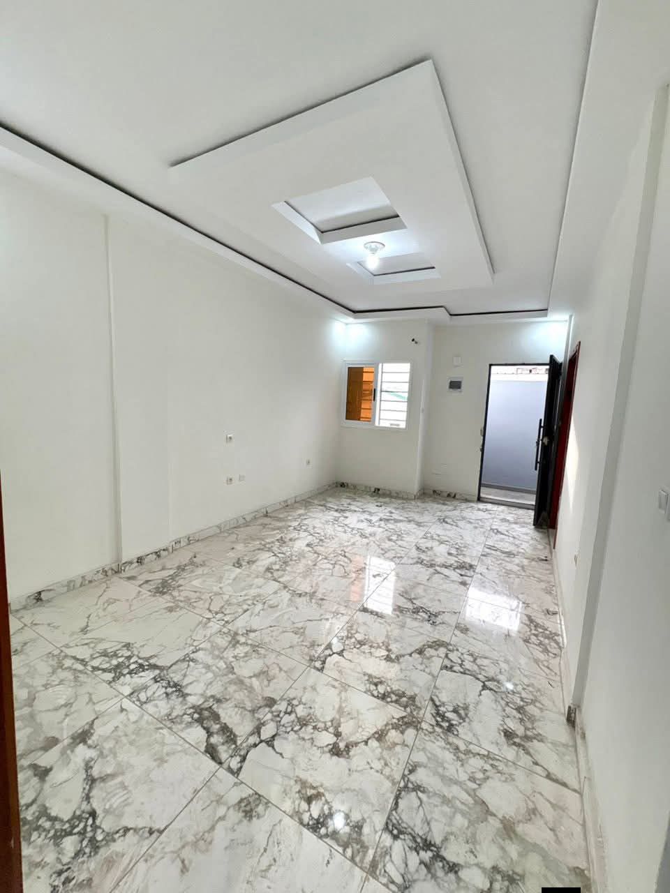 APPARTEMENT 2 PIÈCES À LOUER