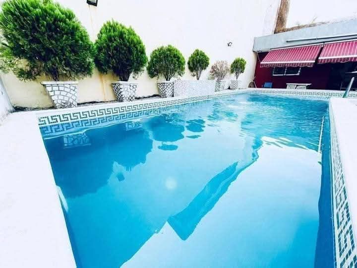 À LOUER VILLA BASSE 5 PIÈCES