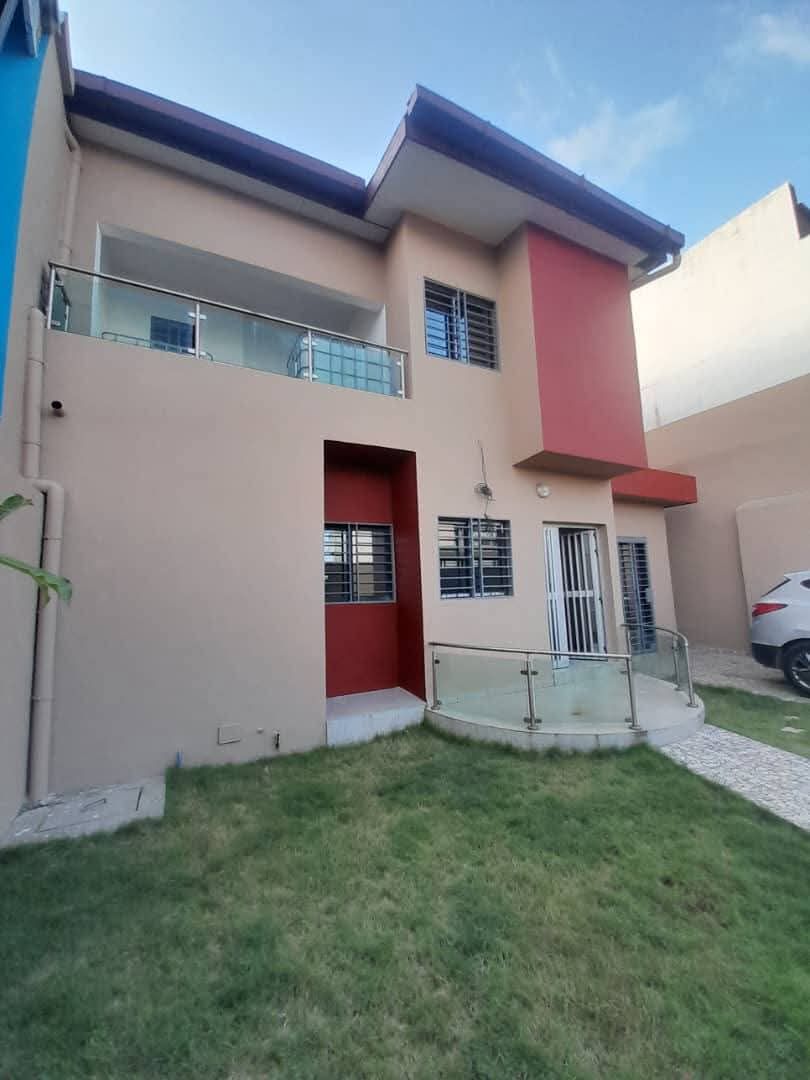 VILLA DUPLEX 4 PIÈCES À LOUER