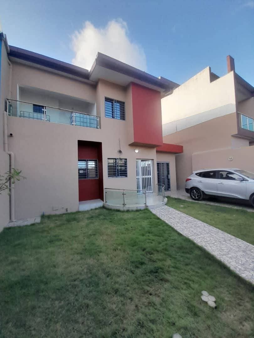 VILLA DUPLEX 4 PIÈCES EN LOCATION
