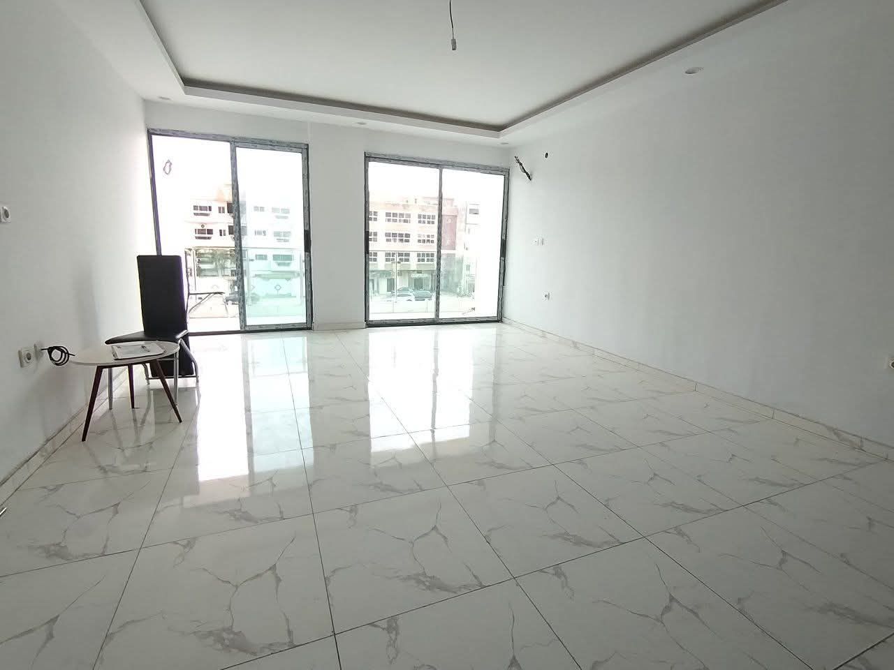 APPARTEMENT 5 PIÈCES EN VENTE
