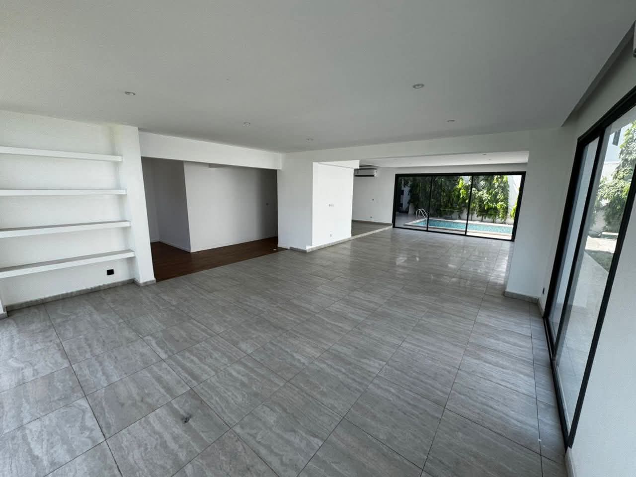 VILLA DUPLEX 5 PIÈCES EN LOCATION