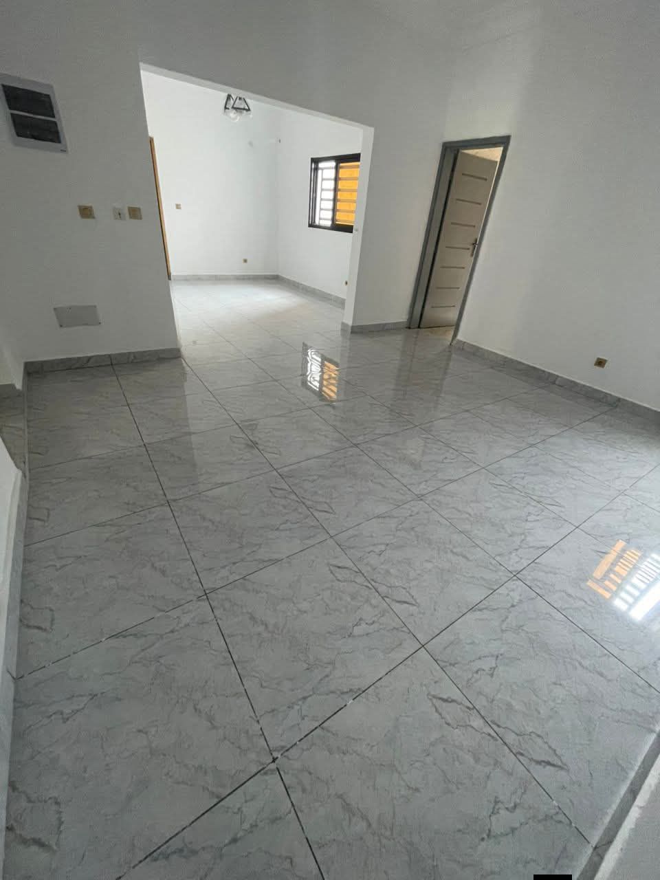 APPARTEMENT 3 PIÈCES EN LOCATION