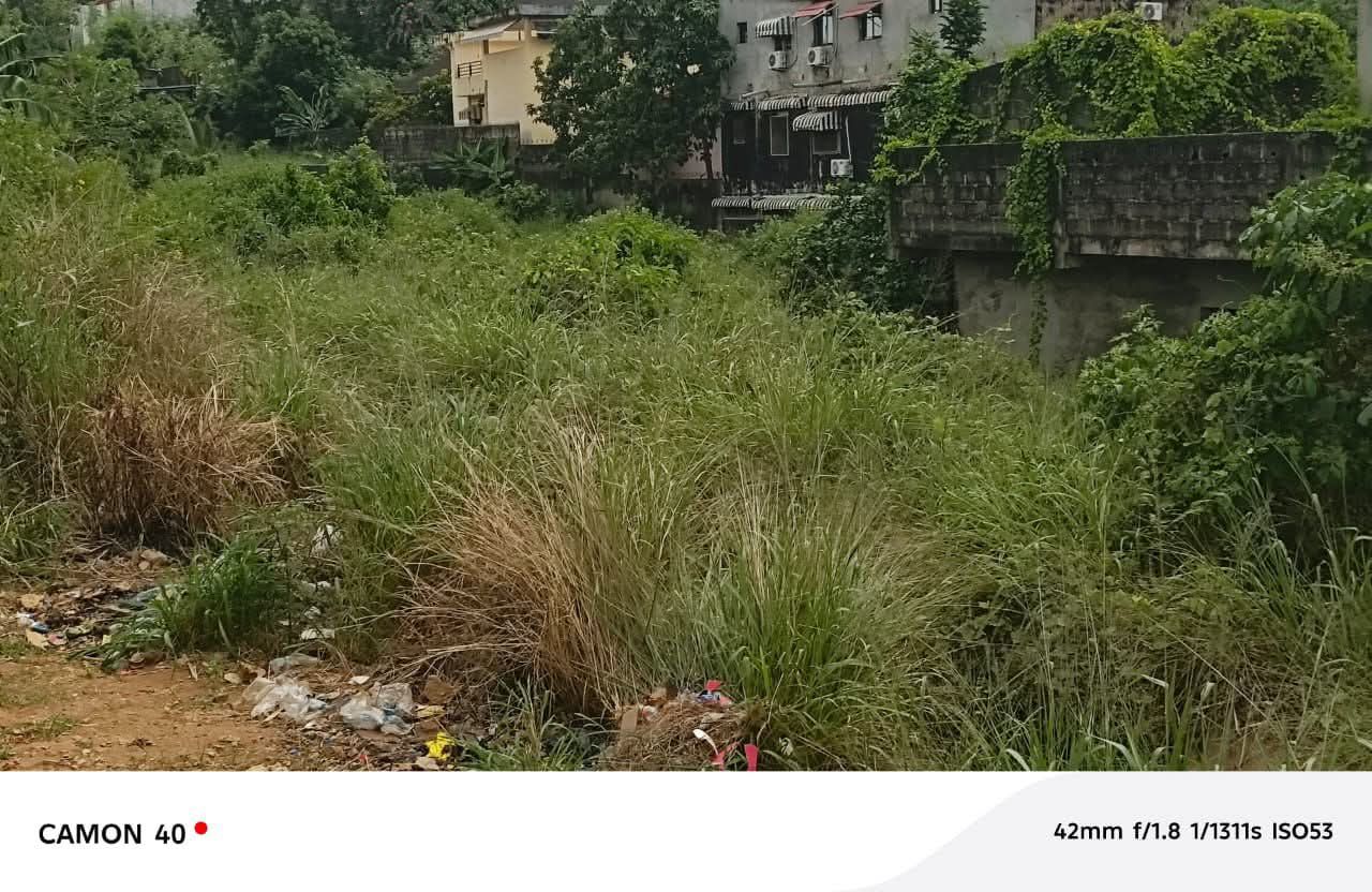 À VENDRE UN TERRAIN DE 2000m2