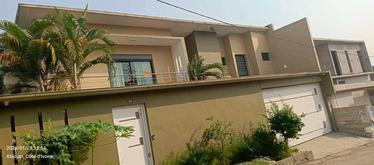 VILLA DUPLEX 5 PIÈCES EN VENTE