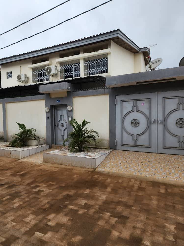 VILLA DUPLEX 6 PIÈCES EN VENTE