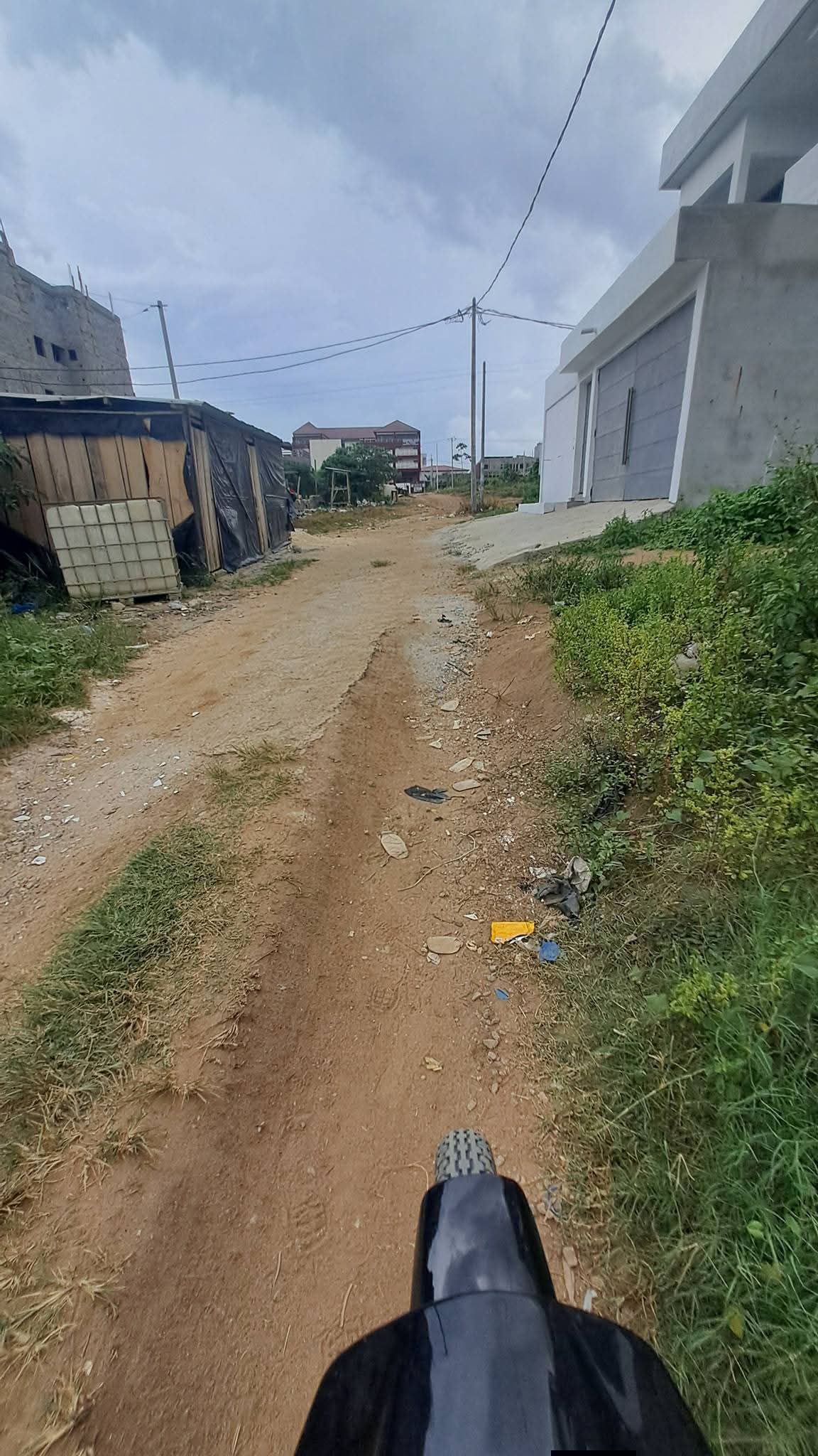 Terrain de 200m2 avec ACD