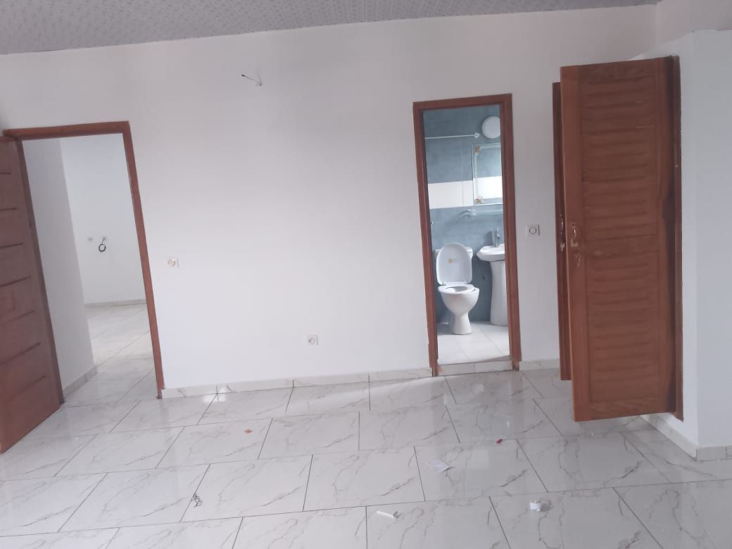 APPARTEMENT 3 PIÈCES EN LOCATION