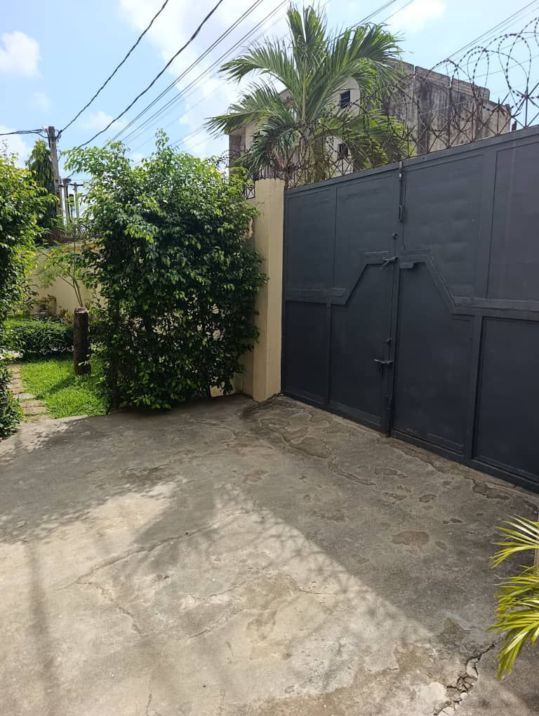 LOCATION VILLA BASSE 4 PIÈCES