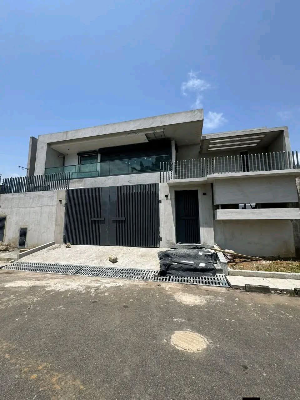VILLA DUPLEX 6 PIÈCES EN VENTE