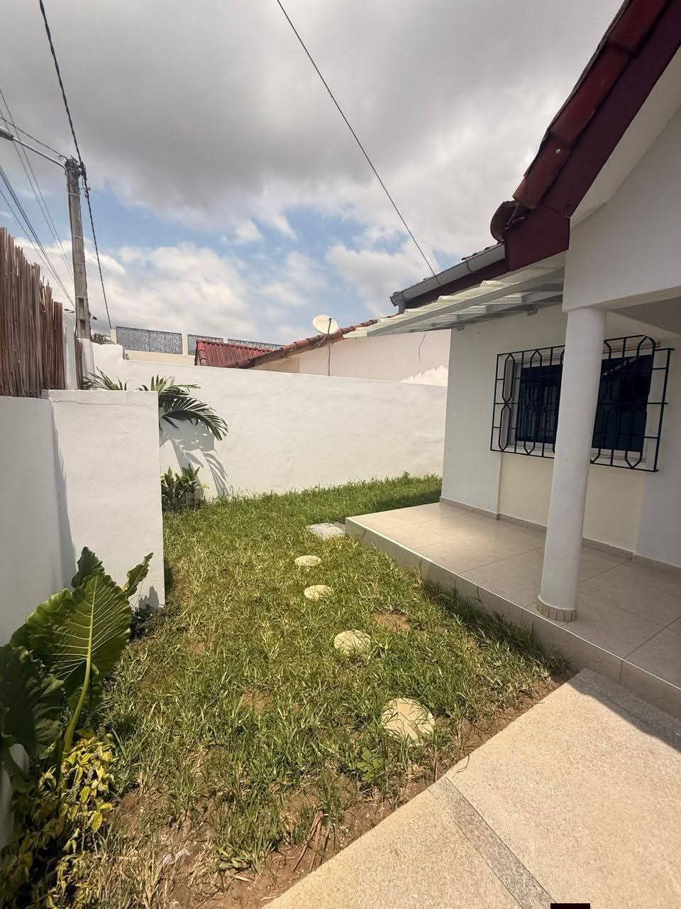 LOCATION VILLA 4 PIÈCES