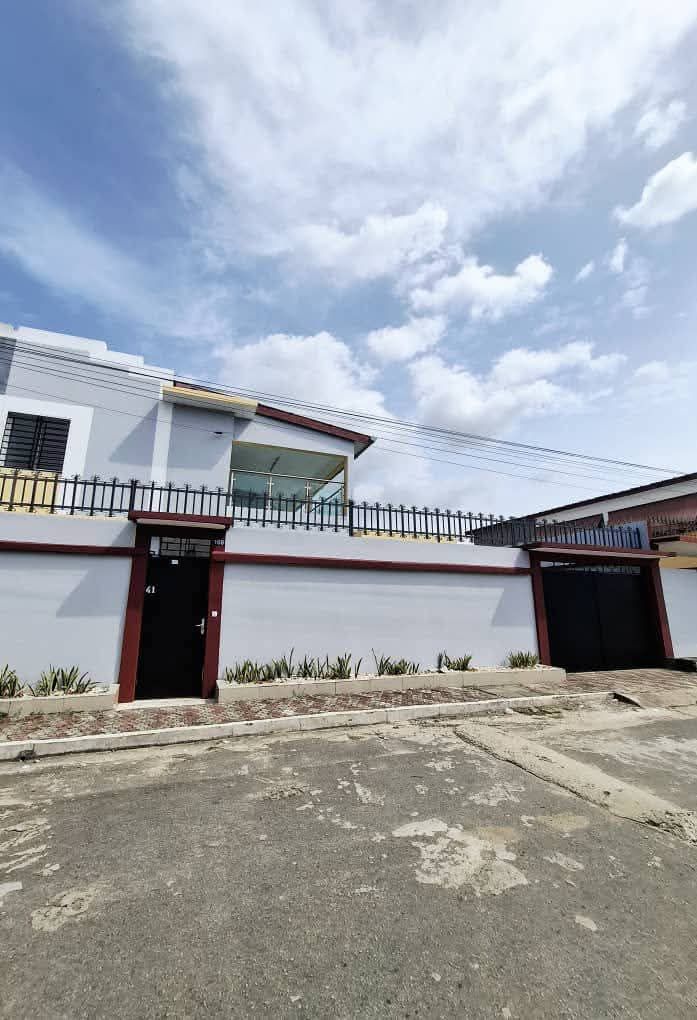 VILLA DUPLEX 5 PIÈCES EN LOCATION