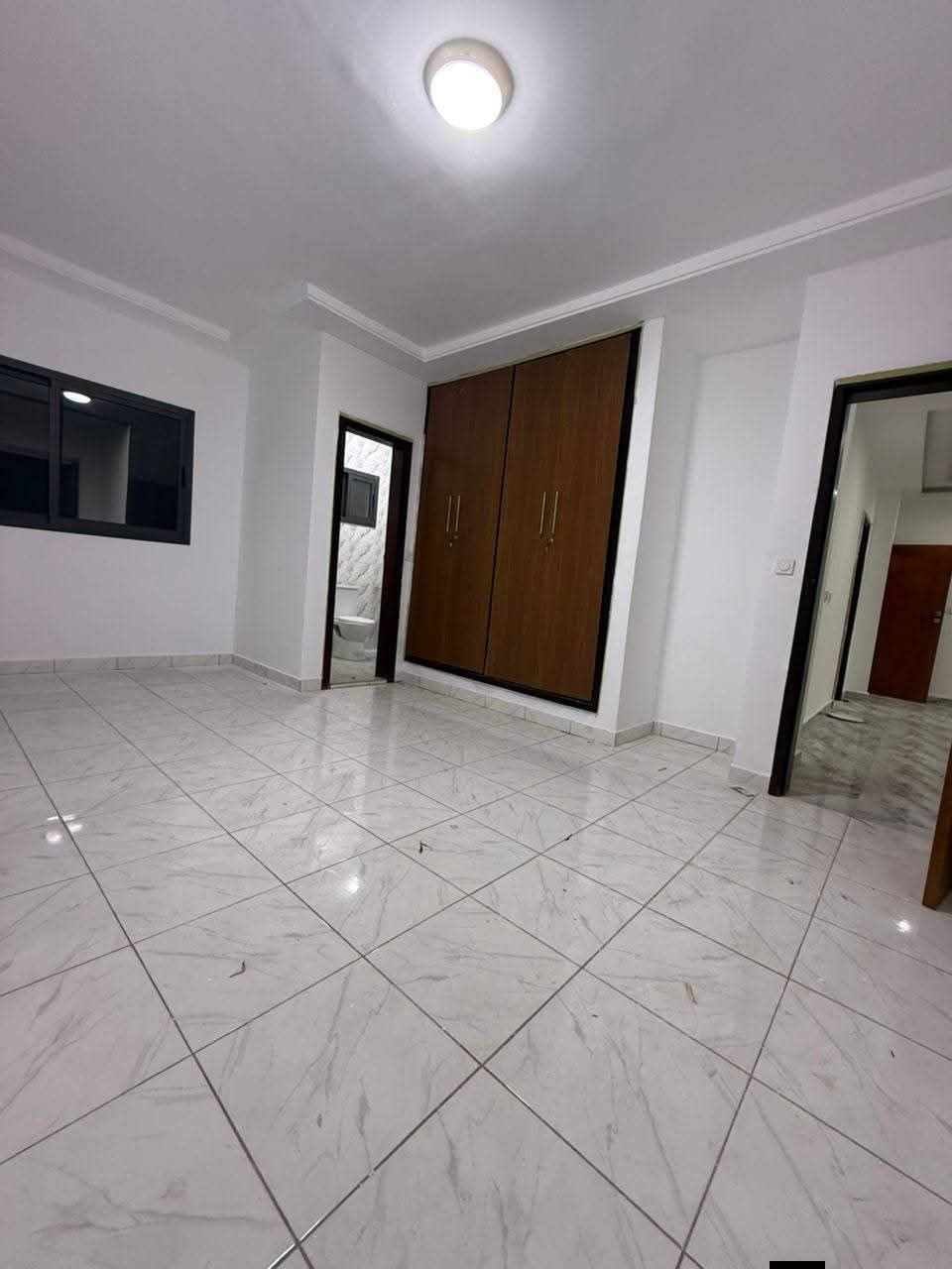 Appartement 3 pièces au 1er étage bon standing
