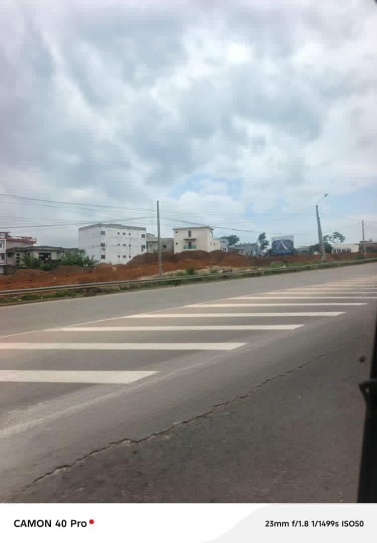 UN TERRAIN DE 400m2 EN VENTE
