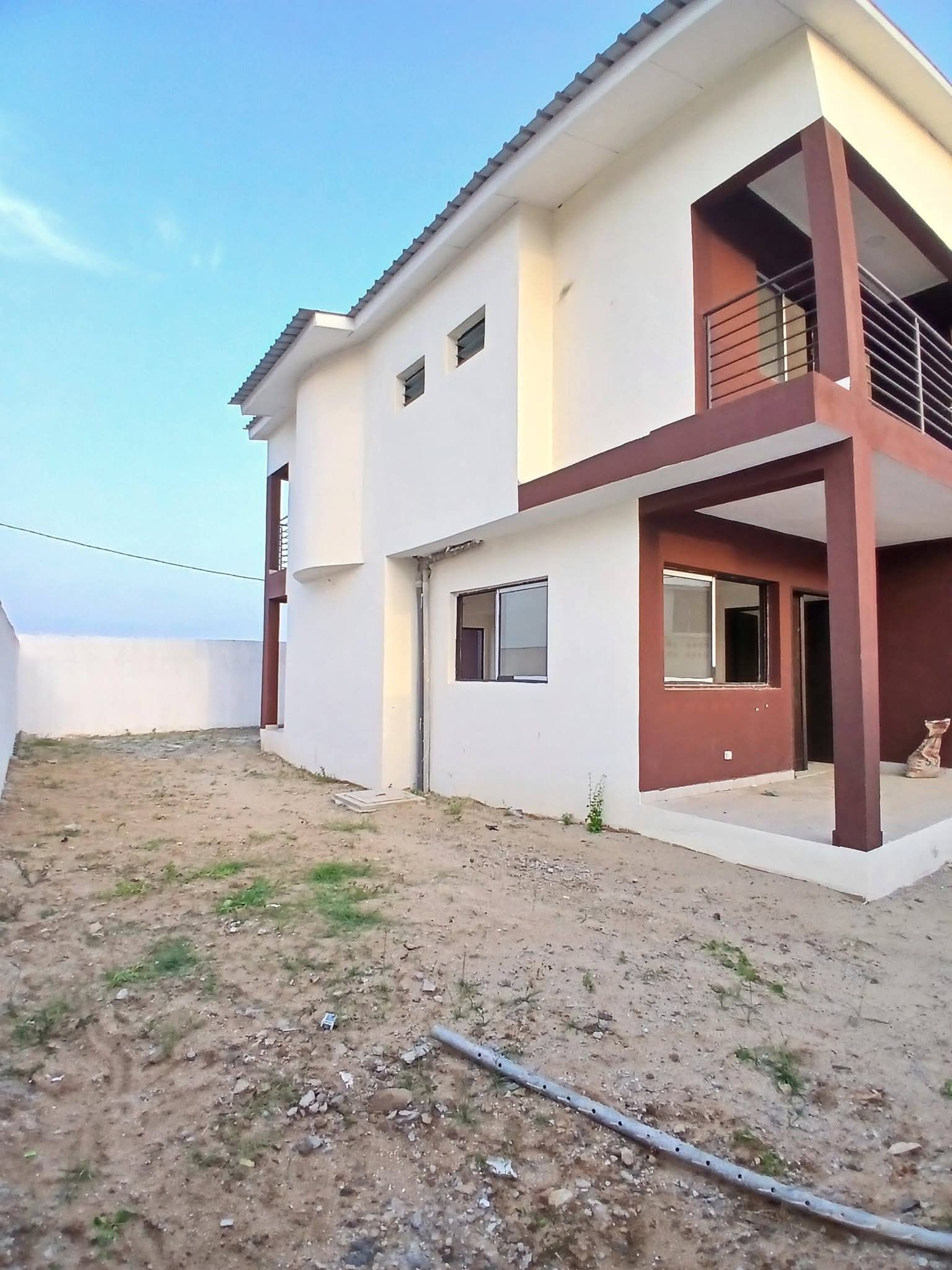 Belle villa duplex en vente