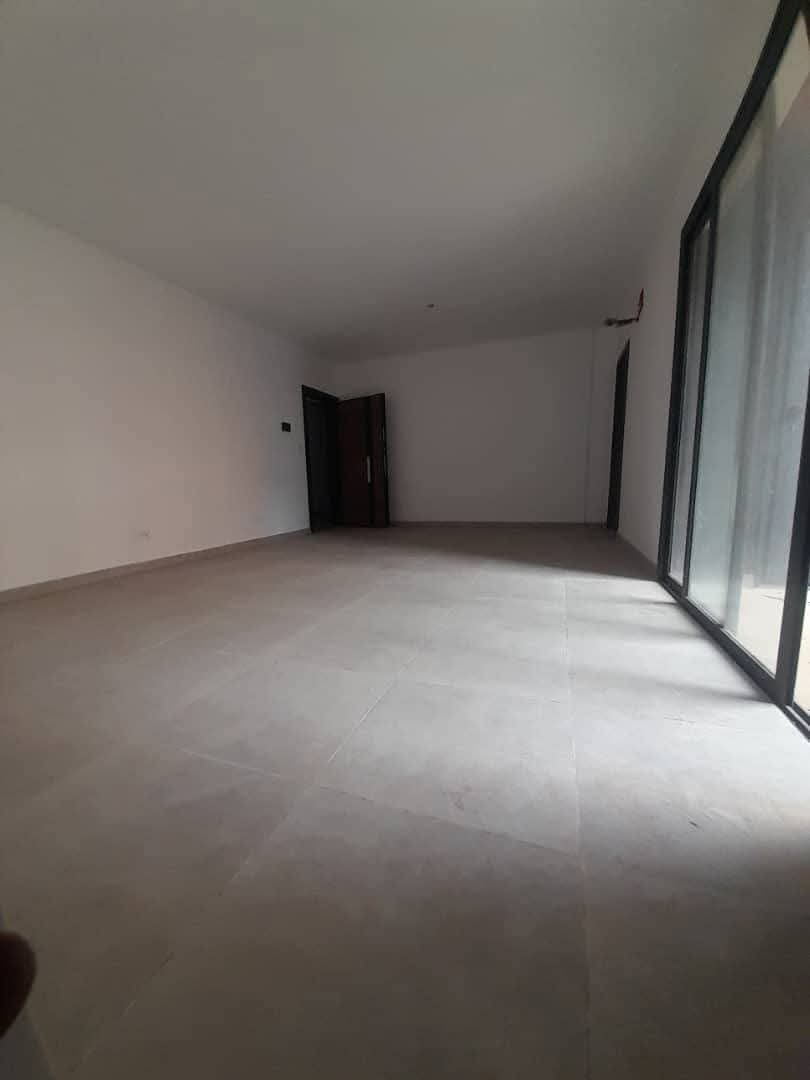 Grand appartement 3 pièces au 1er étage avec ACD