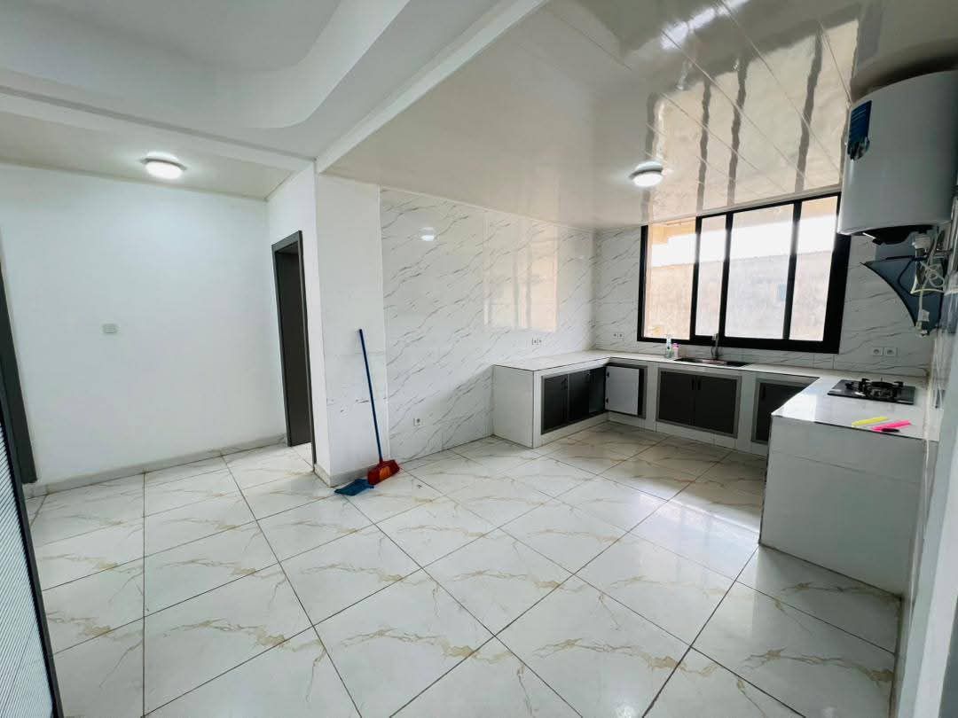 APPARTEMENT 3 PIÈCES EN LOCATION
