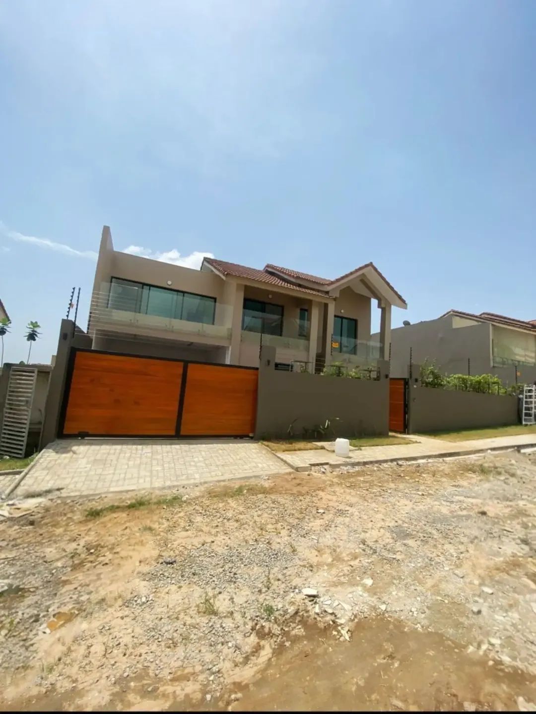 À LOUER – VILLA DUPLEX MEUBLÉE 7 PIÈCES