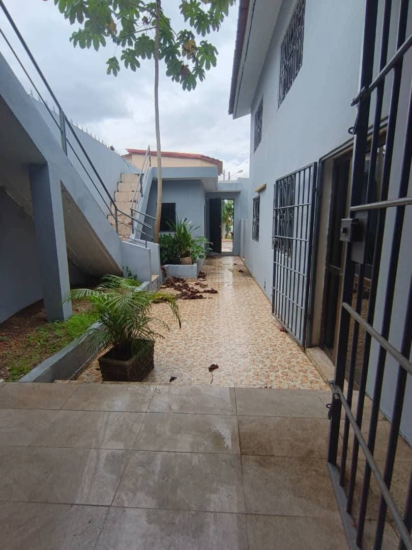 Spacieuse villa duplex 10 pièces