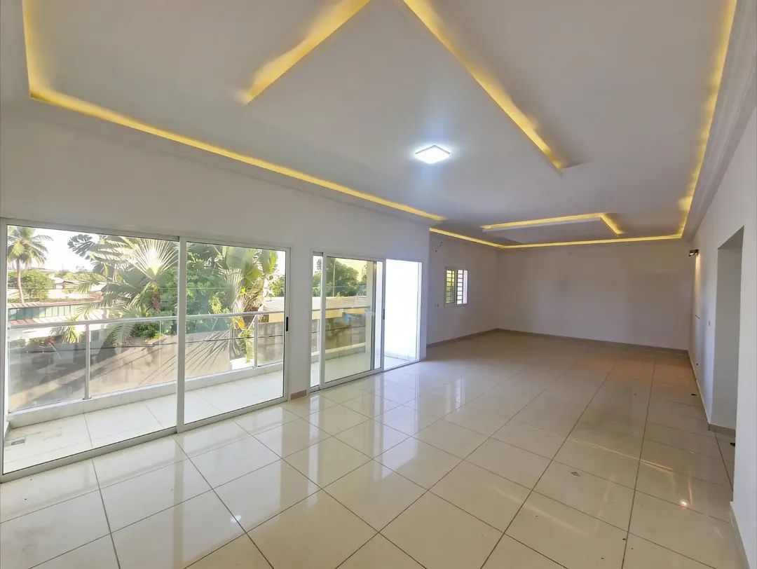 Bel appartement 4 pièces au 1er étage