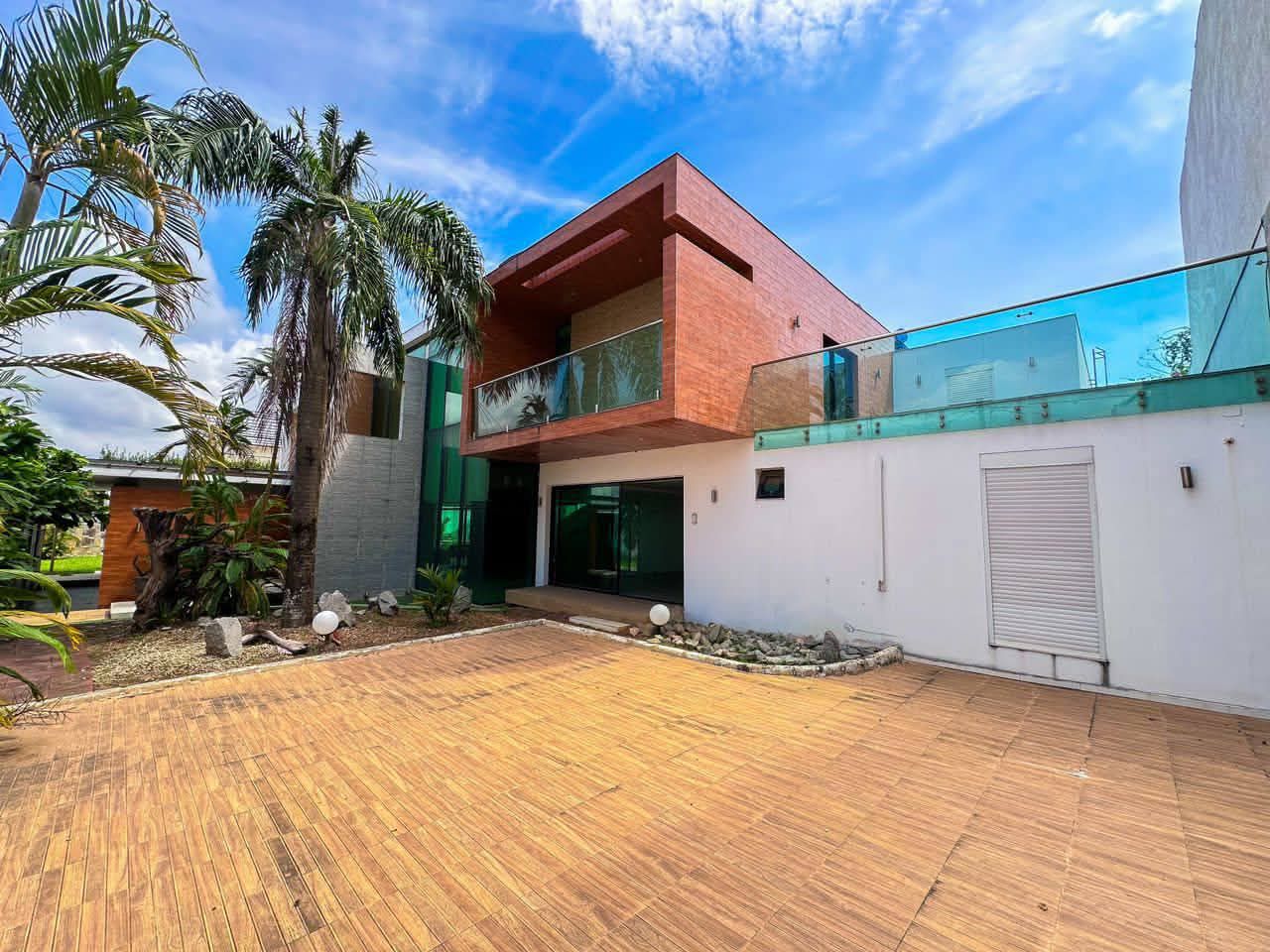 Sublime villa duplex 10 pièces