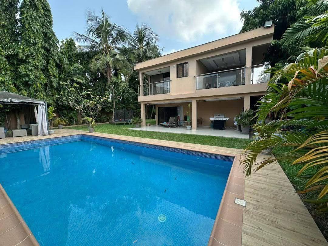 Villa duplex 6 pièces avec un bon standing