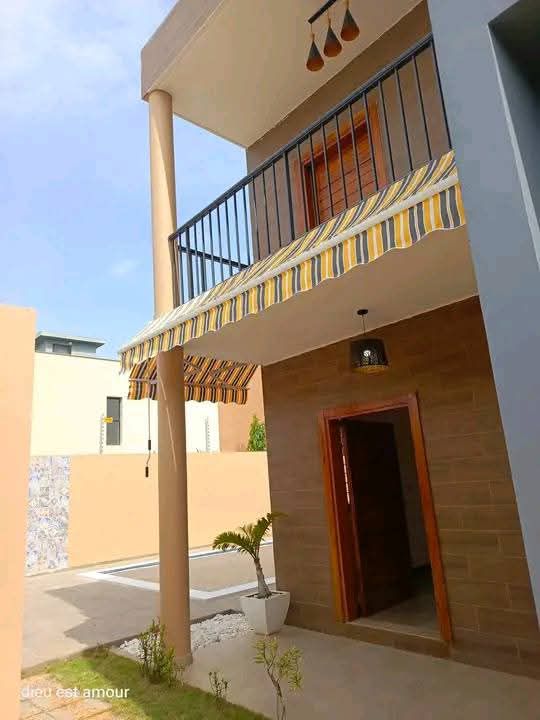 Chic duplex 4 pièces bon standing