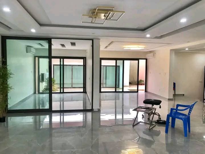 Chic domaine 8 pièces avec piscine et un bon confort