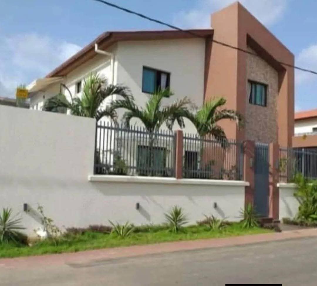 Magnifique villa duplex 5 pièces de bon standing avec ACD