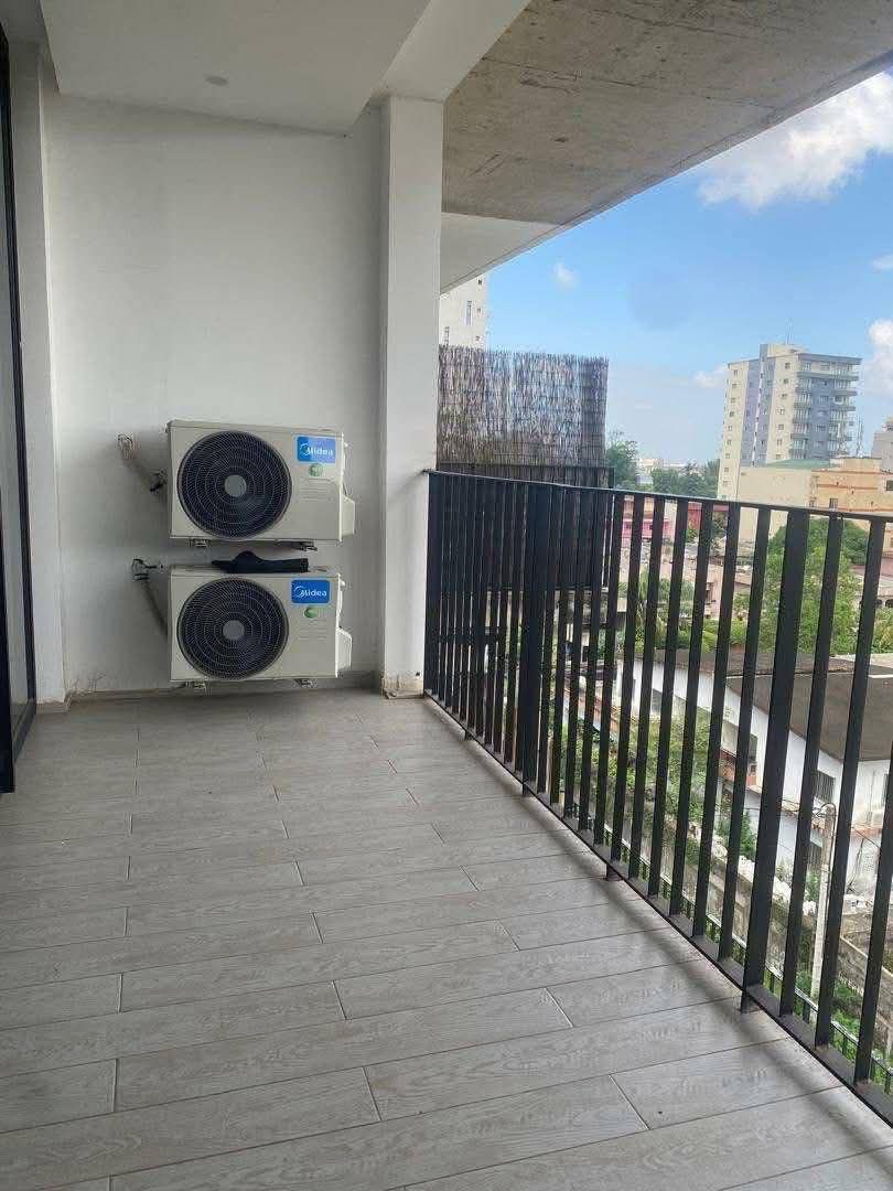Haut standing, logement moderne au 13e étage