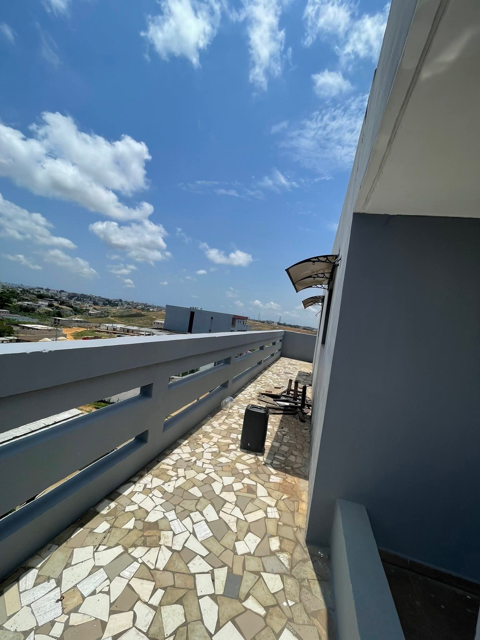Splendide duplex 4 pièces jamais habitée